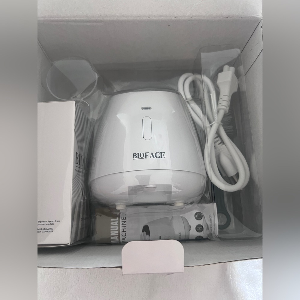 BioFace Facial Mask Machine Customizable Facial Mask Maker - New - Picture 3 of 3